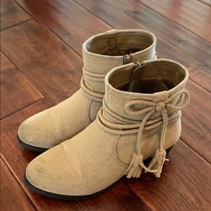 Rampage Girls Bootie Size 3